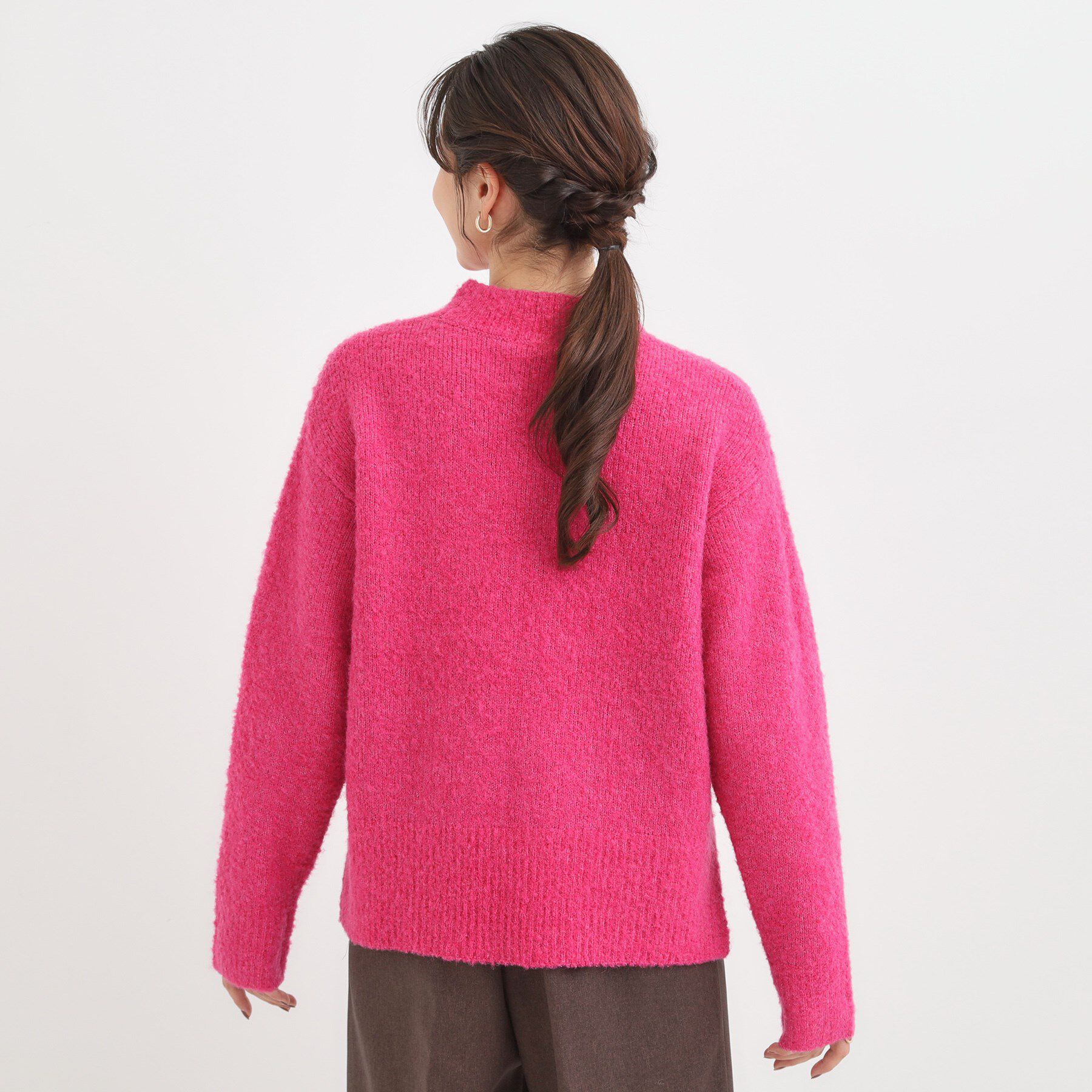 SHOO･LA･RUE「【S-LL】ほんのりラメで華やか ふわふわハイネックニット」|ニット・セーター|