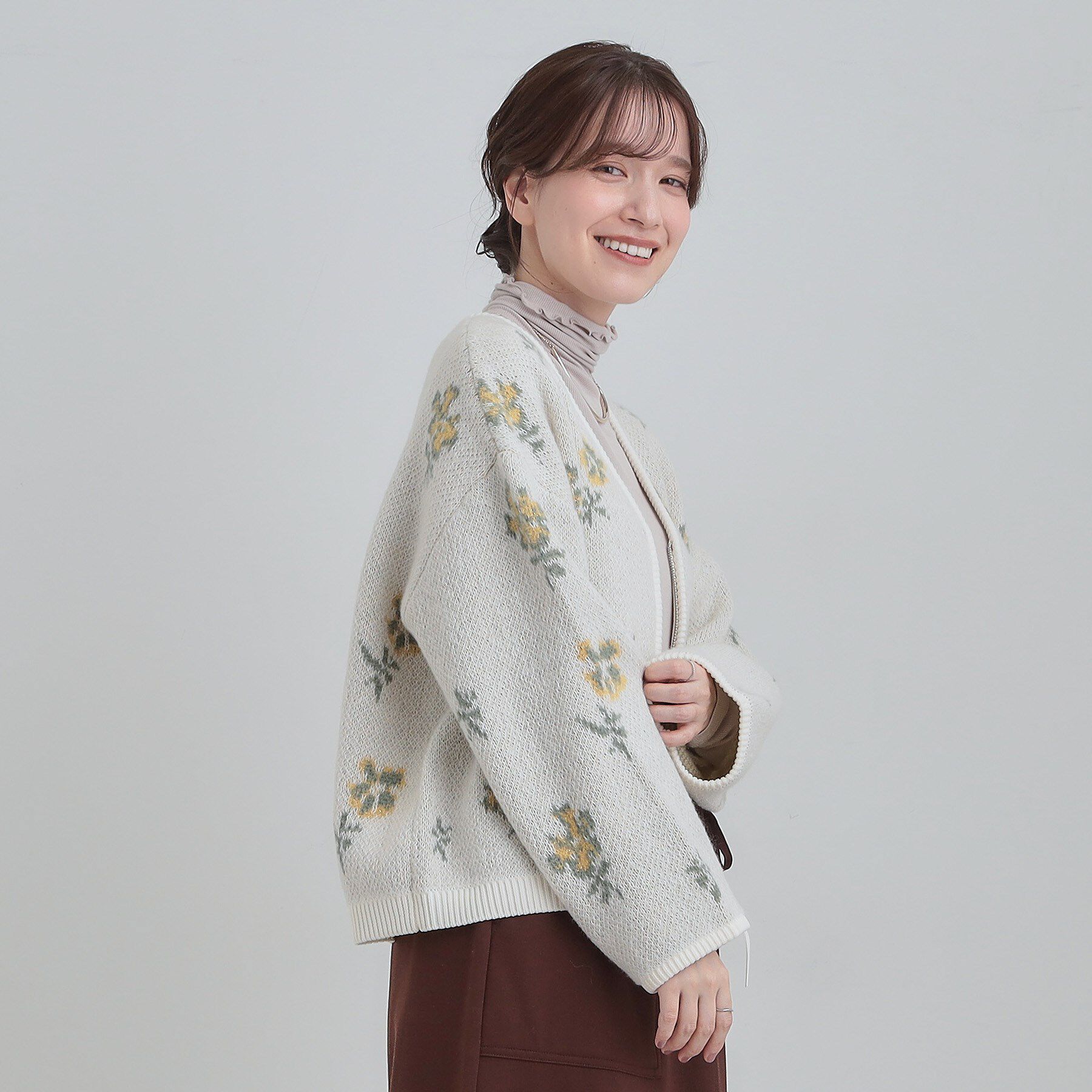 SHOO･LA･RUE「【洗濯機可】選べる3柄 VネックZIPカーディガン」|カーディガン|