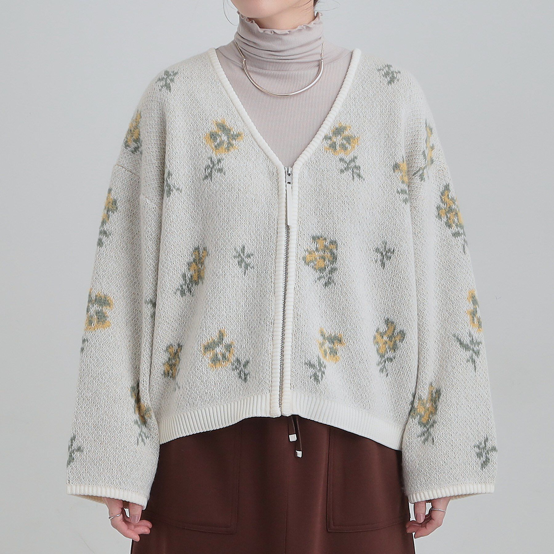 SHOO･LA･RUE「【洗濯機可】選べる3柄 VネックZIPカーディガン」|カーディガン|