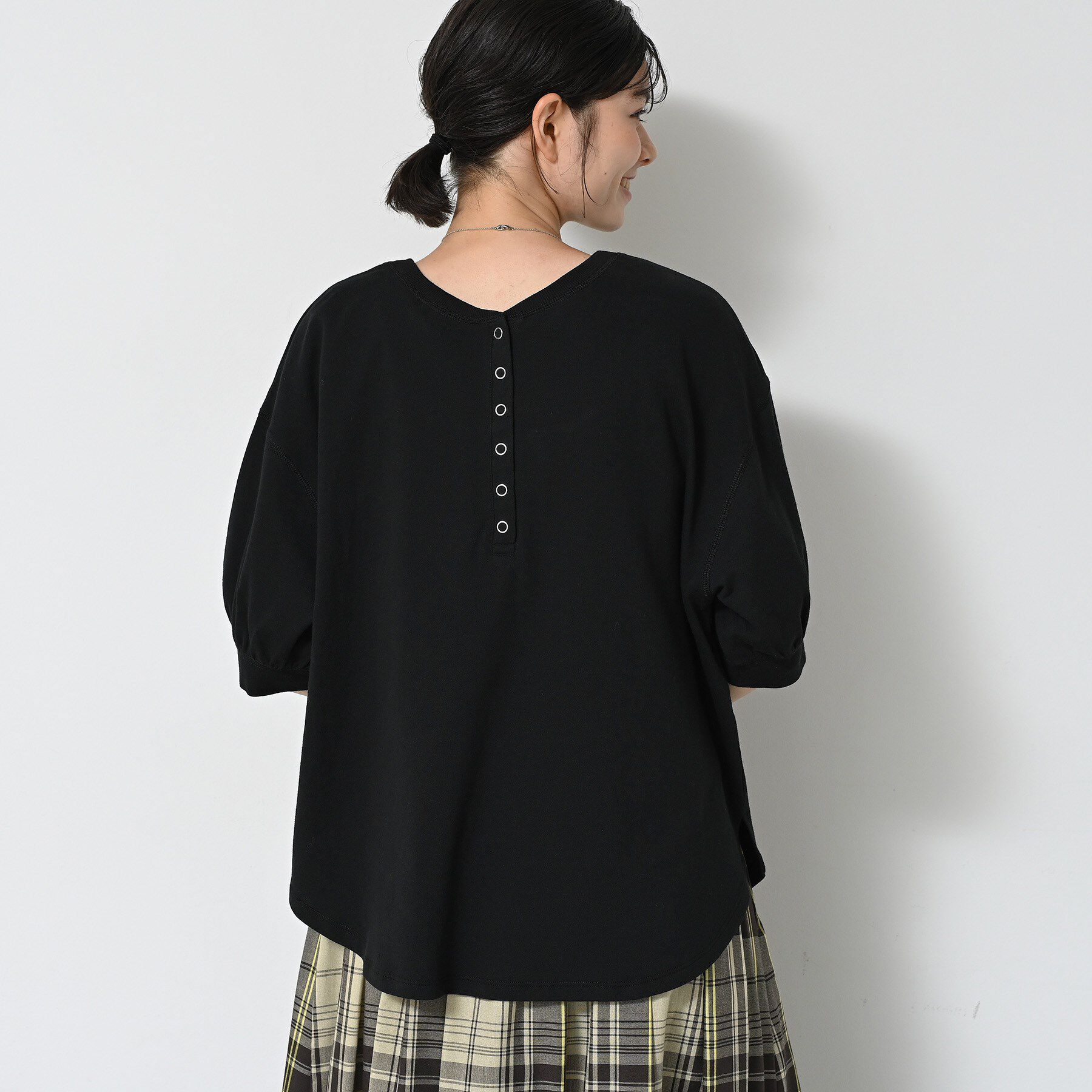 Dessin「【360度可愛い/前後2WAY/洗える】ライトコットンヘンリーカットソー」|Tシャツ・カットソー|