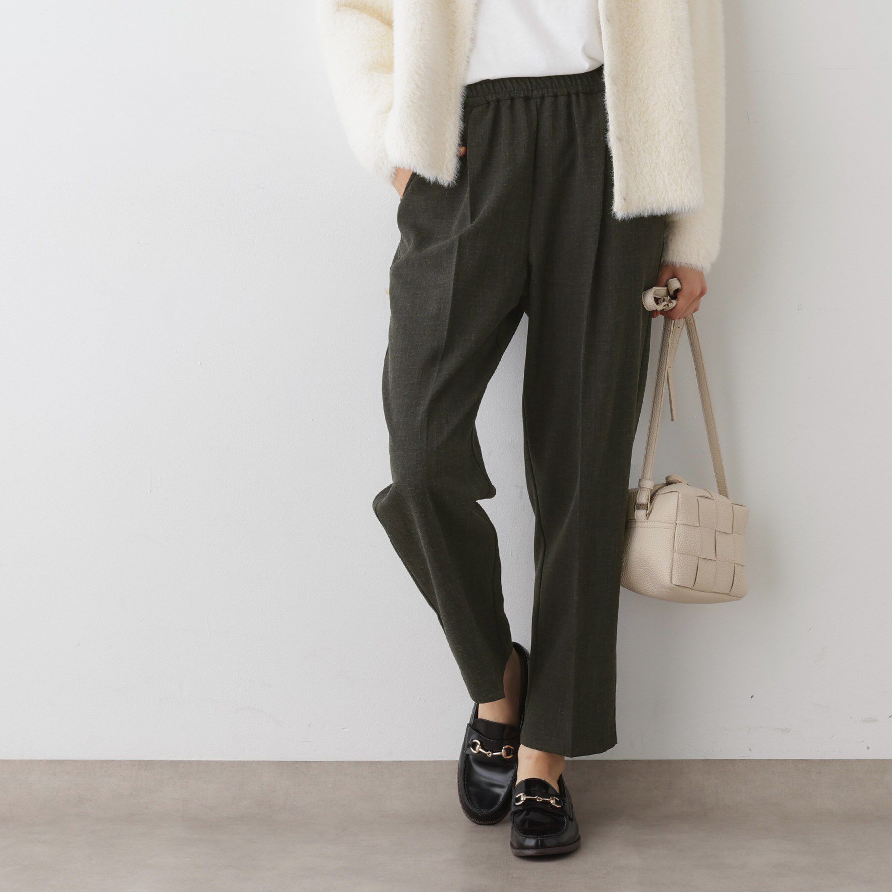 Dessin「【ウエストゴム・洗える】コンフォートテーパードパンツ」|その他|チャコールグレー(0