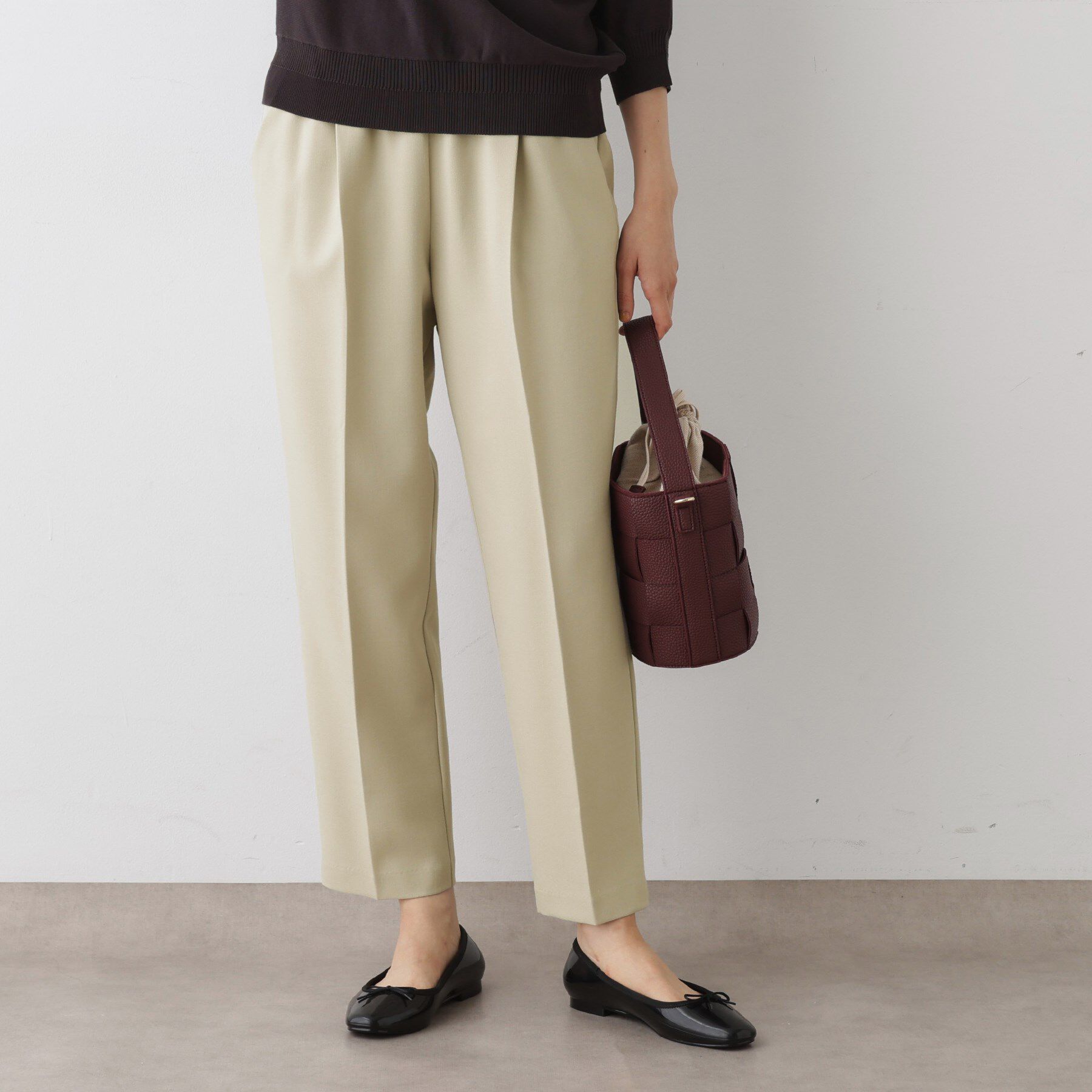 Dessin「【ウエストゴム・洗える】コンフォートテーパードパンツ」|その他|