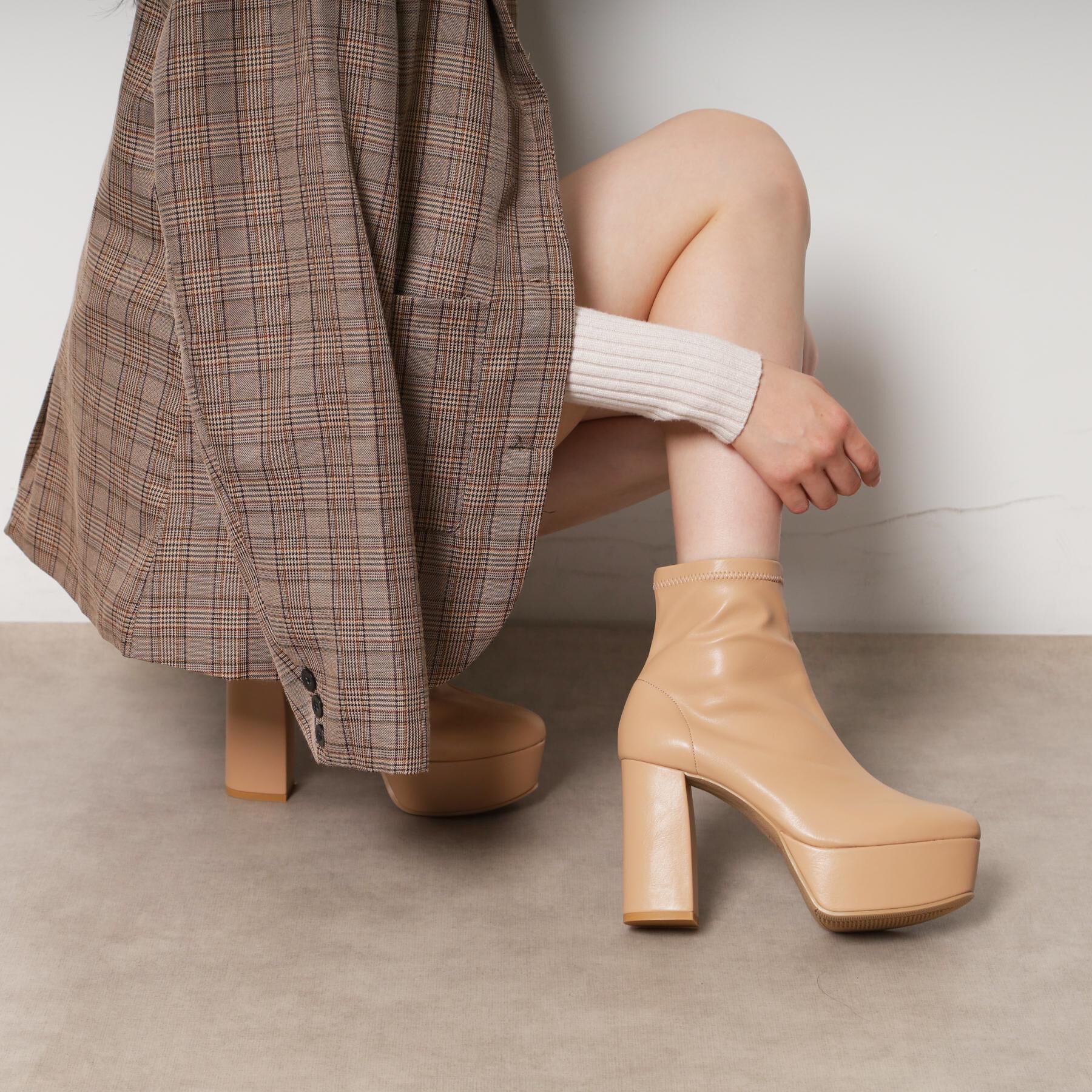 ESPERANZA「ラク盛りショートブーツ」|ショートブーツ|ﾍﾞｰｼﾞｭ(052)