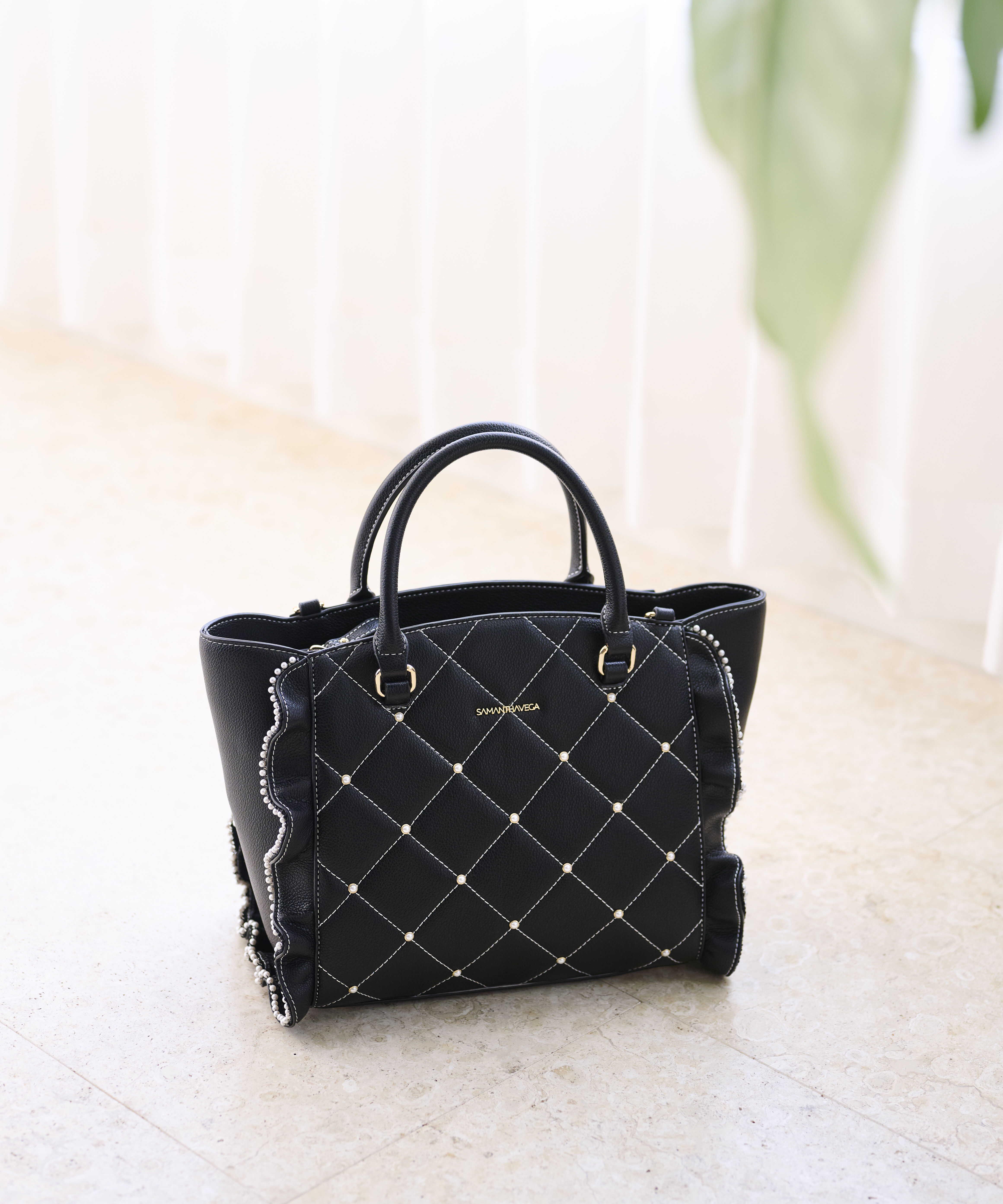 Samantha Vega「キルティングパールフラッター（小）」|ハンドバッグ|