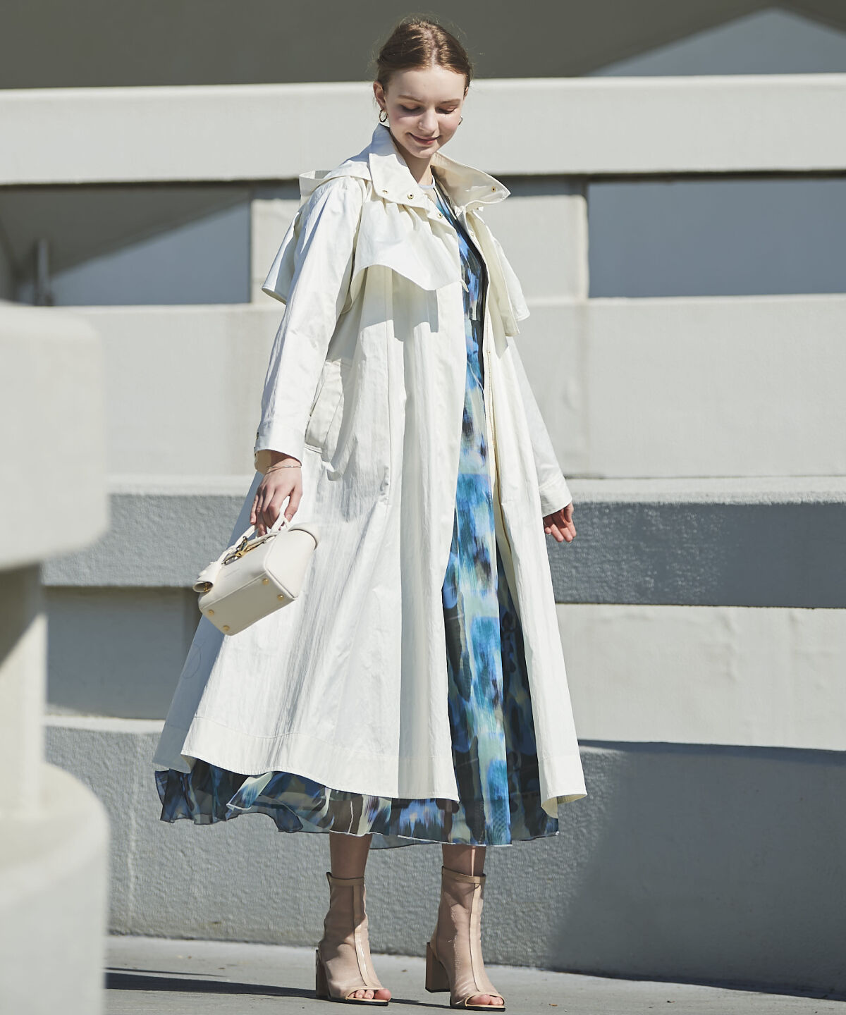 アンドクチュール「スタンドカラーフーデッドロングコート」|トレンチコート|ﾗｲﾄﾍﾞｰｼﾞｭ