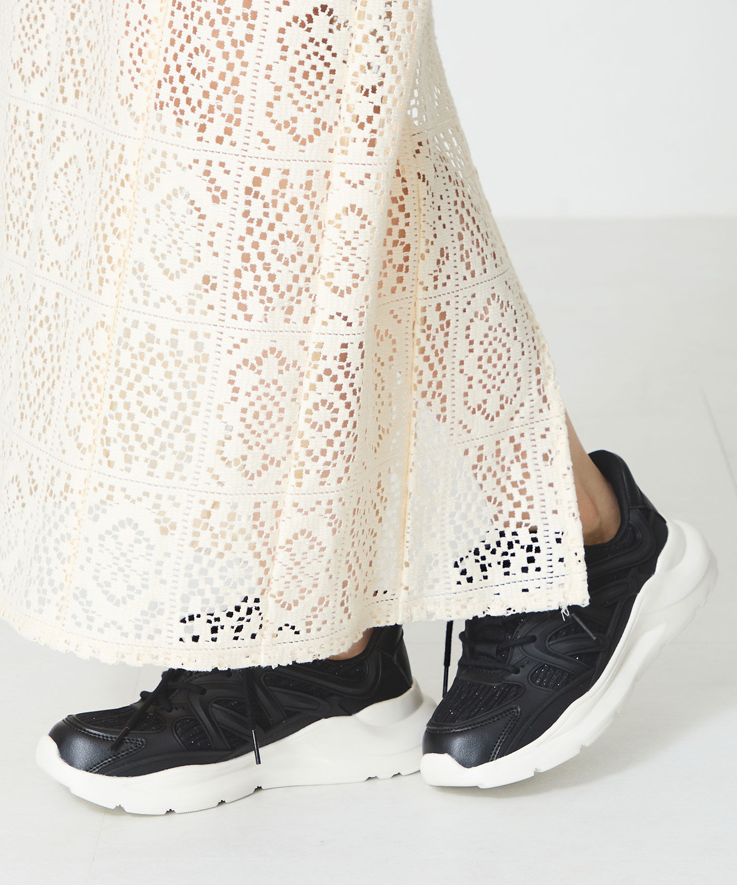 ORiental TRaffic「●2025春夏新作●ラバーパーツ&times;ラメ織りレーススニーカー/OT3760」|スニーカー|BLACK