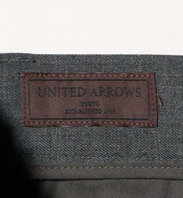 UNITED ARROWS「スリムテーパード サイドシャーリング 1プリーツ スラックス ストレッチ 防しわ」|スラックス|