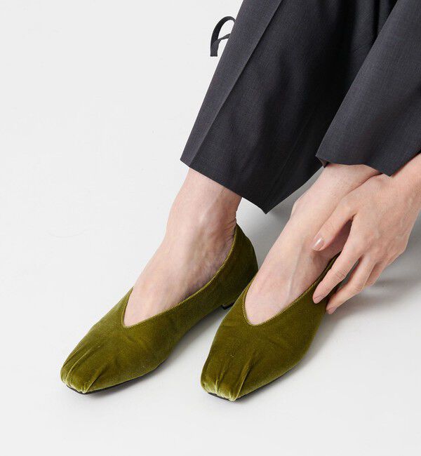 BEAUTY&YOUTH UNITED ARROWS「ギャザートゥ ベルベット フラットシューズ」|ローファー|KELLY