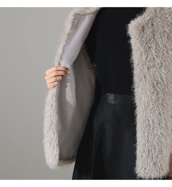 Demi-Luxe BEAMS 「ウェイビー フェイクファー ジレ」|ダウン|