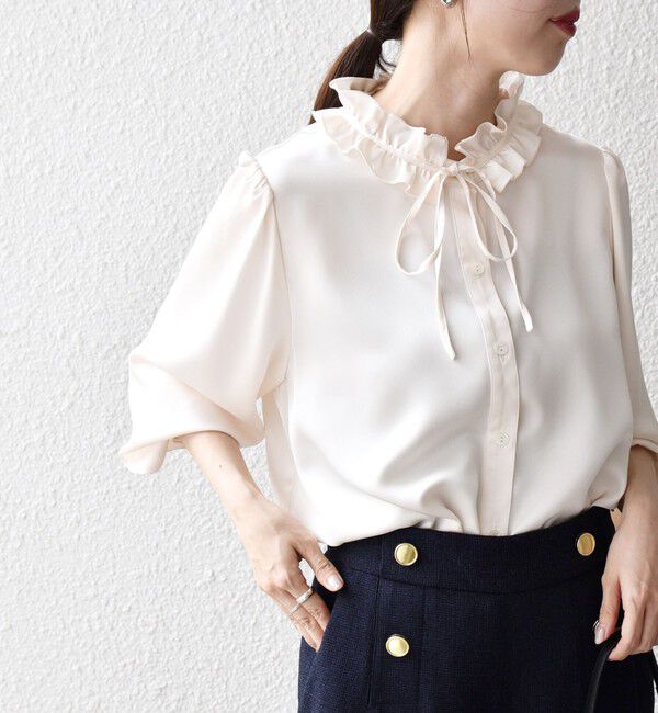 SHIPS any「《一部追加予約》SHIPS any:〈洗濯機可能〉サテン フリル カラー リボン シャツ ブラウス」|シャツ・ブラウス|クリーム