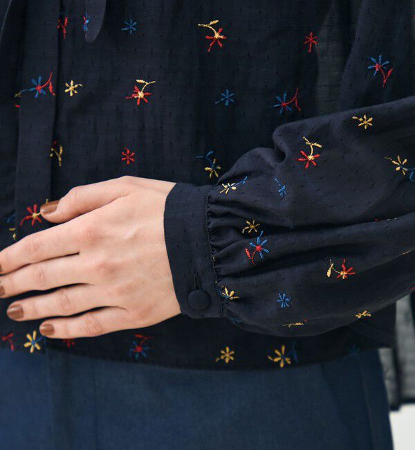 TOMORROWLAND collection「フルーロンエンブロイダリー ボウタイブラウス」|シャツ・ブラウス|