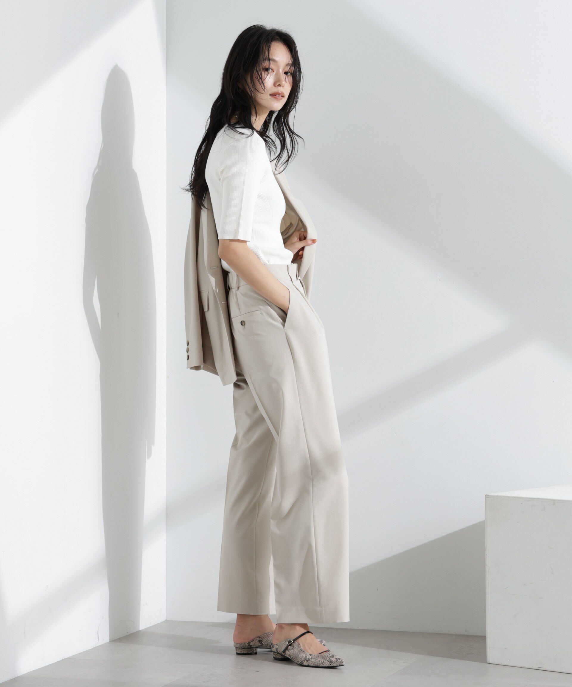 nano･universe「ライトファンクション タックセミワイドパンツ(セットアップ可)」|チノ|
