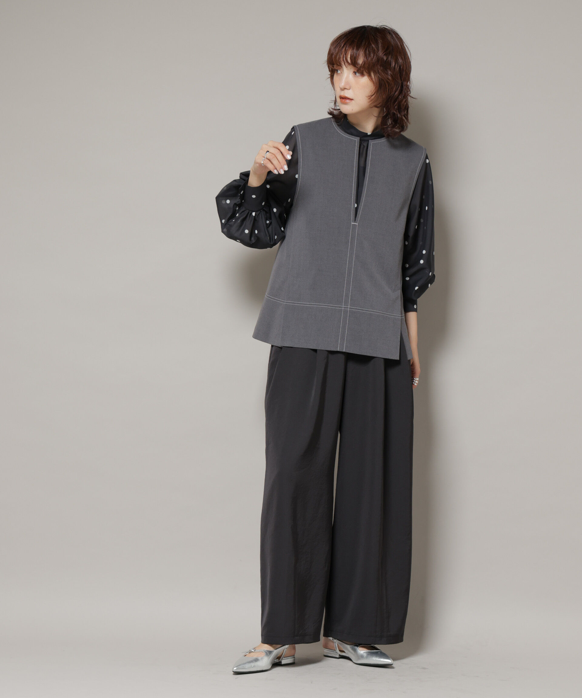 nano･universe「ランダムドットボータイ付きブラウス」|シャツ・ブラウス|