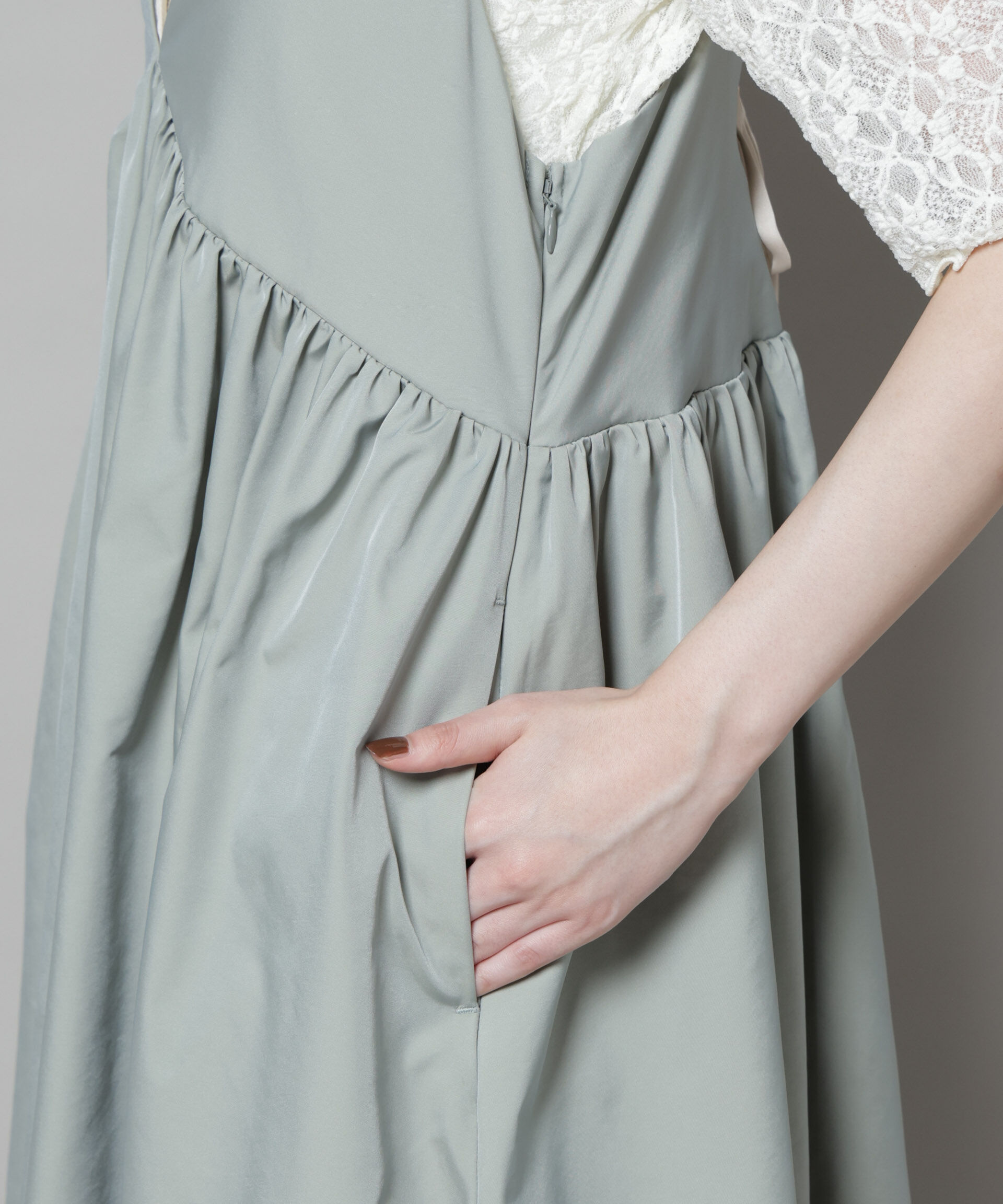 nano･universe「シャンブレータフタキャミレイヤードワンピース」|ワンピース|