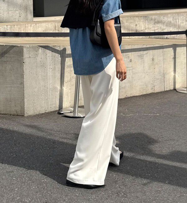 fredy emue「【累計販売数4万本突破！】とろみツイルストレートイージーパンツ」|チノ|