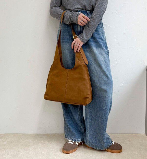 fredy emue「スエード三角ワンショルバッグ」|ショルダー・メッセンジャー|