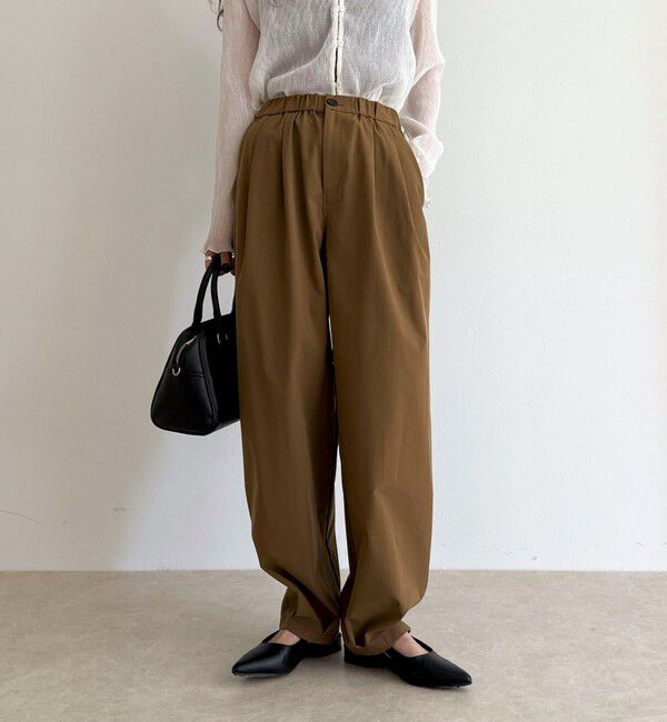 fredy emue「2タックバレルパンツ」|チノ|