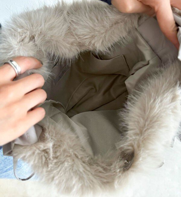 fredy emue「ギャザーハンドルエコファーショルダーバッグ」|ショルダー・メッセンジャー|