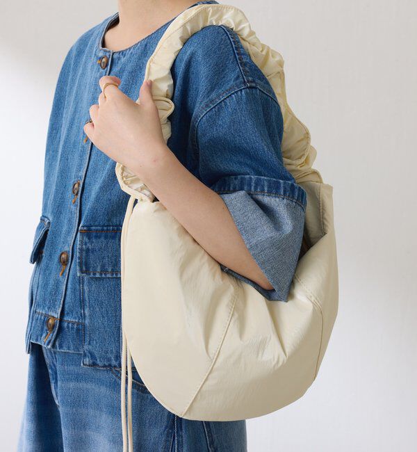  「【PAPILLONNER/パピヨネ】ドロストアレンジラウンドバッグ」|トートバッグ|アイボリー