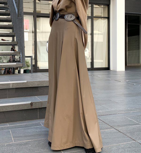  「ライトフェイクレザーフレアスカート」|スカート|