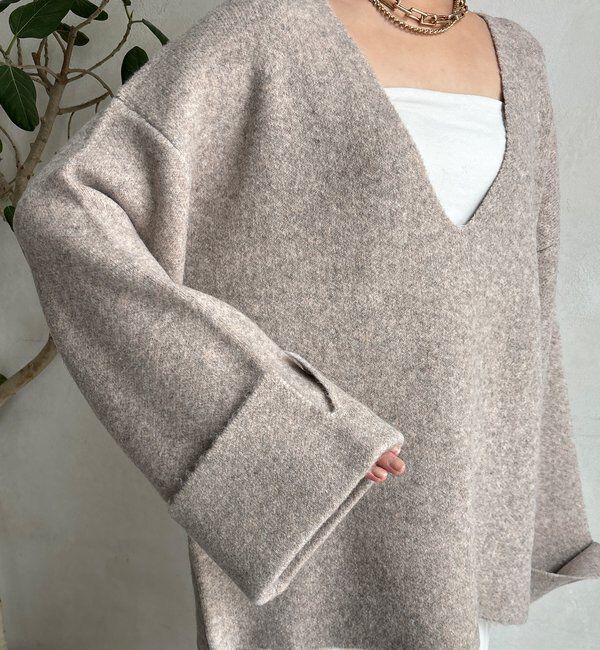  「【WEB限定】深Vワイドスリーブプルオーバー」|ニット・セーター|