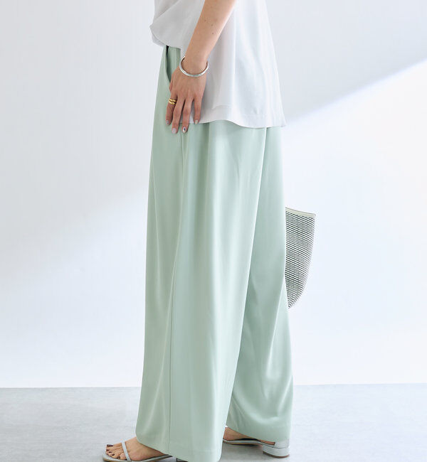  「【ウォッシャブル】【シーズンレスで使える】タックワイドスラックス」|チノ|