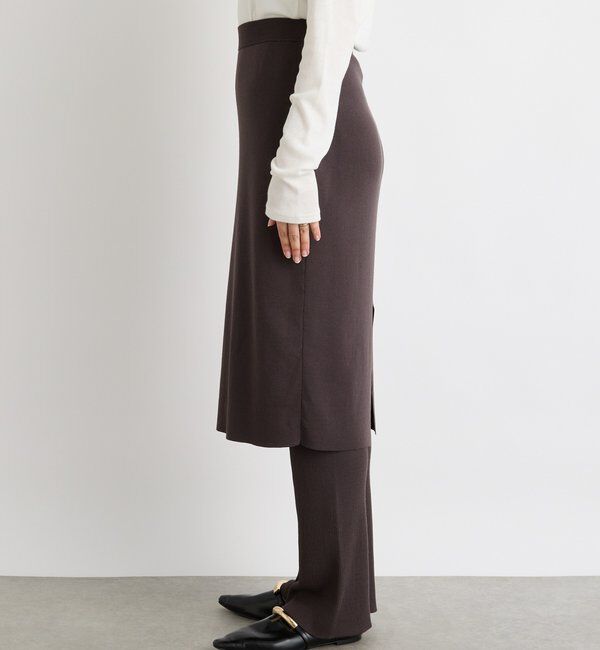  「【キャッチーなアイテム】スカートドッキングニットパンツ」|チノ|