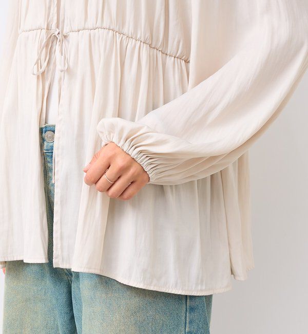 「【2WAY仕様】ギャザーストリングツイルブラウス」|シャツ・ブラウス|