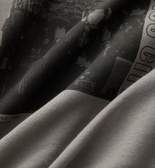  「【大人カジュアルに】2wayPhotoスウェット」|Tシャツ・カットソー|