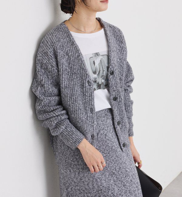  「【キャッチーな素材感】ブークレーヤーンカーディガン」|カーディガン|