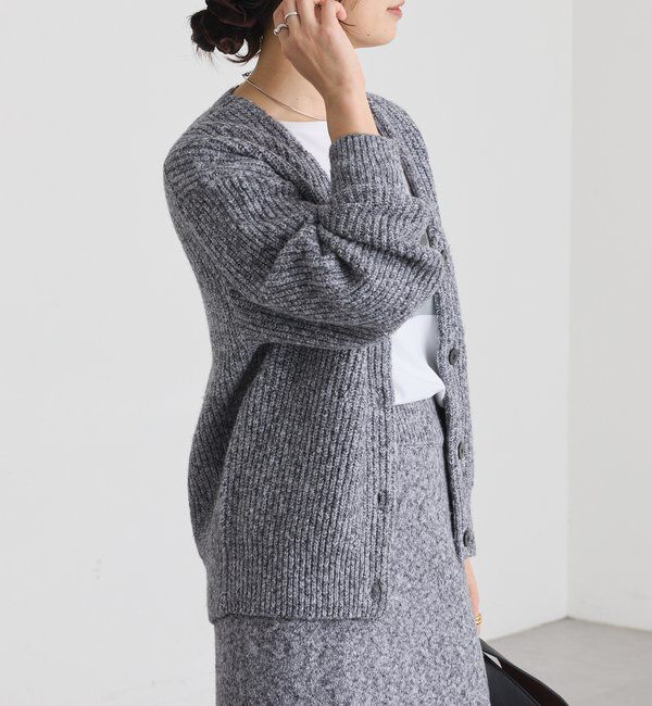  「【キャッチーな素材感】ブークレーヤーンカーディガン」|カーディガン|