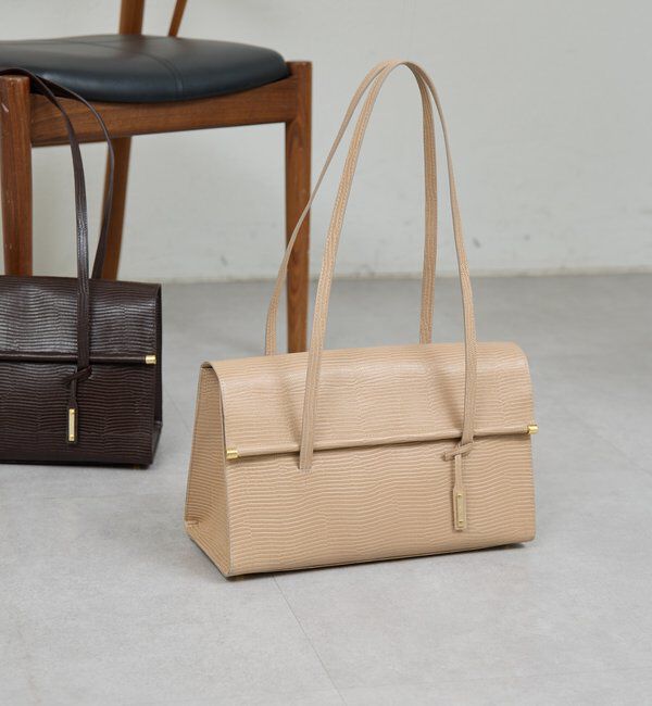  「【2.718】フラップオブロングバッグ」|トートバッグ|ベージュ