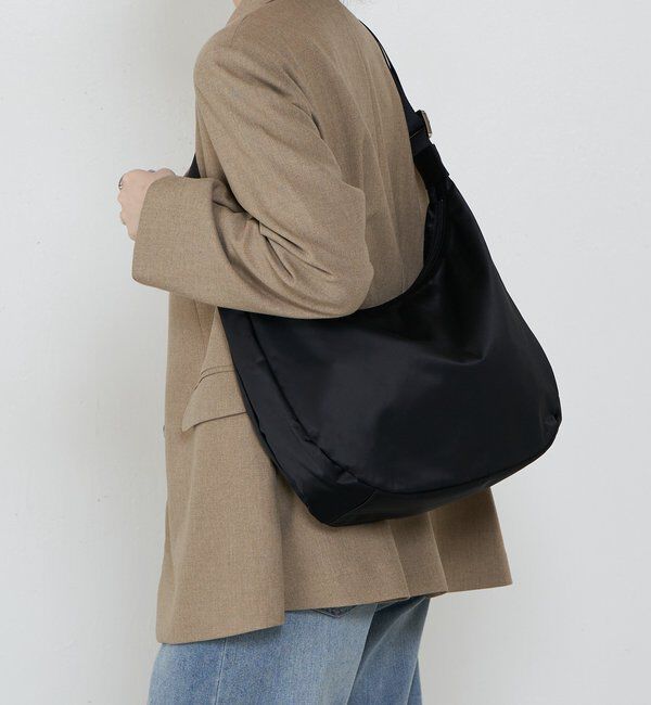  「クラウズナイロンラウンドビッグショルダーバッグ」|ショルダー・メッセンジャー|