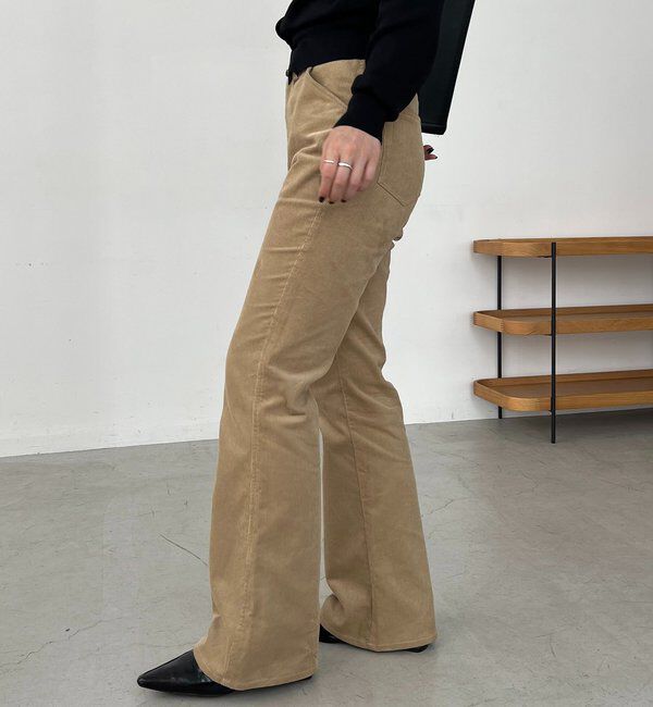  「【新色/レイヤード対応】コーデュロイフレアパンツ」|チノ|