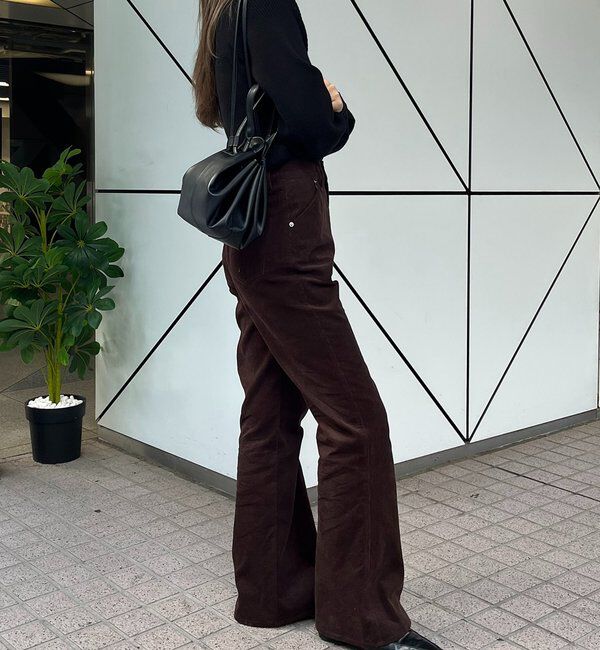  「【新色/レイヤード対応】コーデュロイフレアパンツ」|チノ|