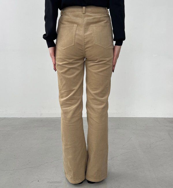  「【新色/レイヤード対応】コーデュロイフレアパンツ」|チノ|