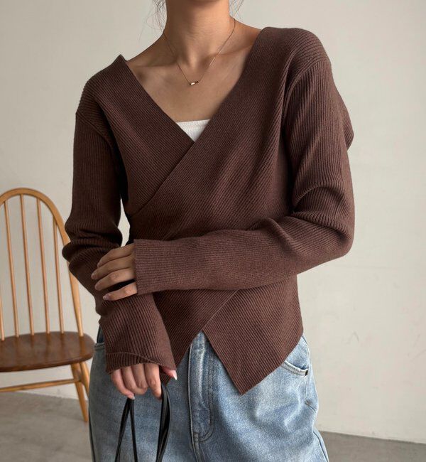  「【新色/ライトベージュ・グレー】クロスVネックニット」|ニット・セーター|