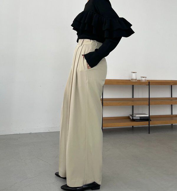  「【選べる4サイズ展開/全骨格細見え】すっきりスラックスワイドパンツ」|チノ|