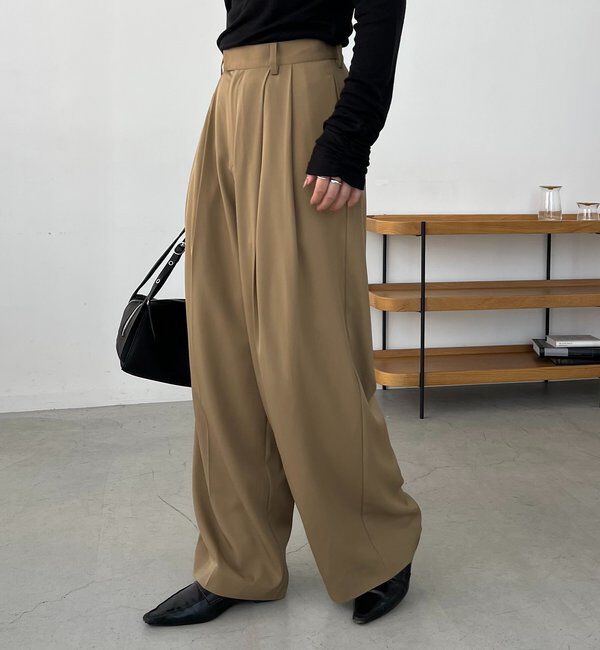  「【選べる4サイズ展開/全骨格細見え】すっきりスラックスワイドパンツ」|チノ|