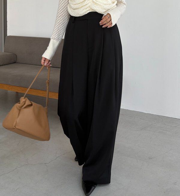  「【選べる4サイズ展開/全骨格細見え】すっきりスラックスワイドパンツ」|チノ|