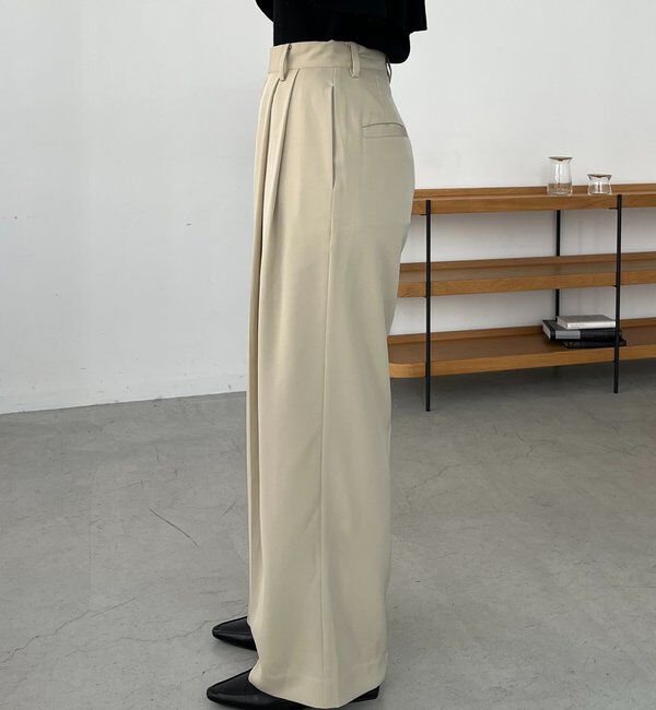  「【選べる4サイズ展開/全骨格細見え】すっきりスラックスワイドパンツ」|チノ|