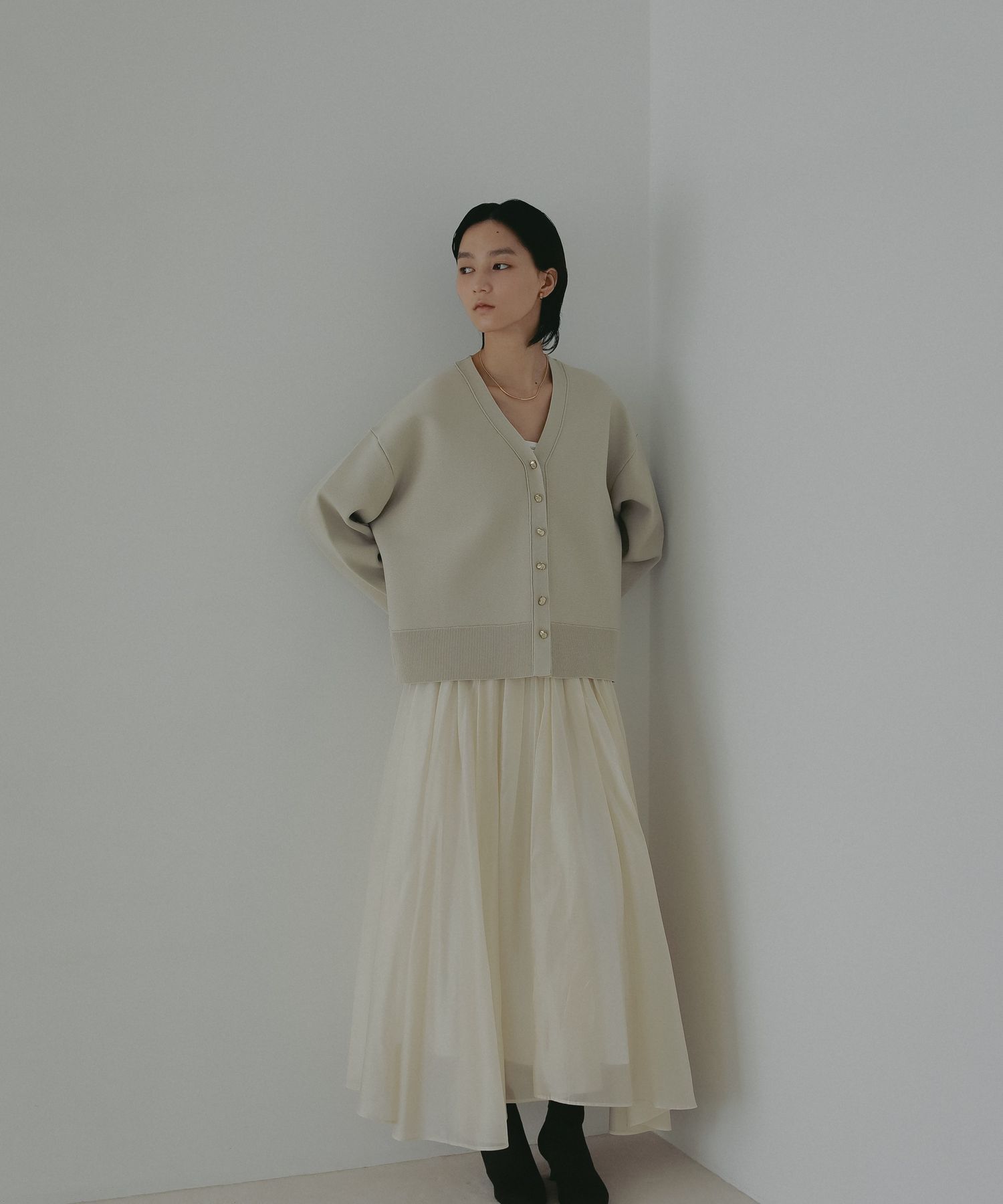 A part by 「メタルボタンスポンジVカーディガン」|ニット・セーター|