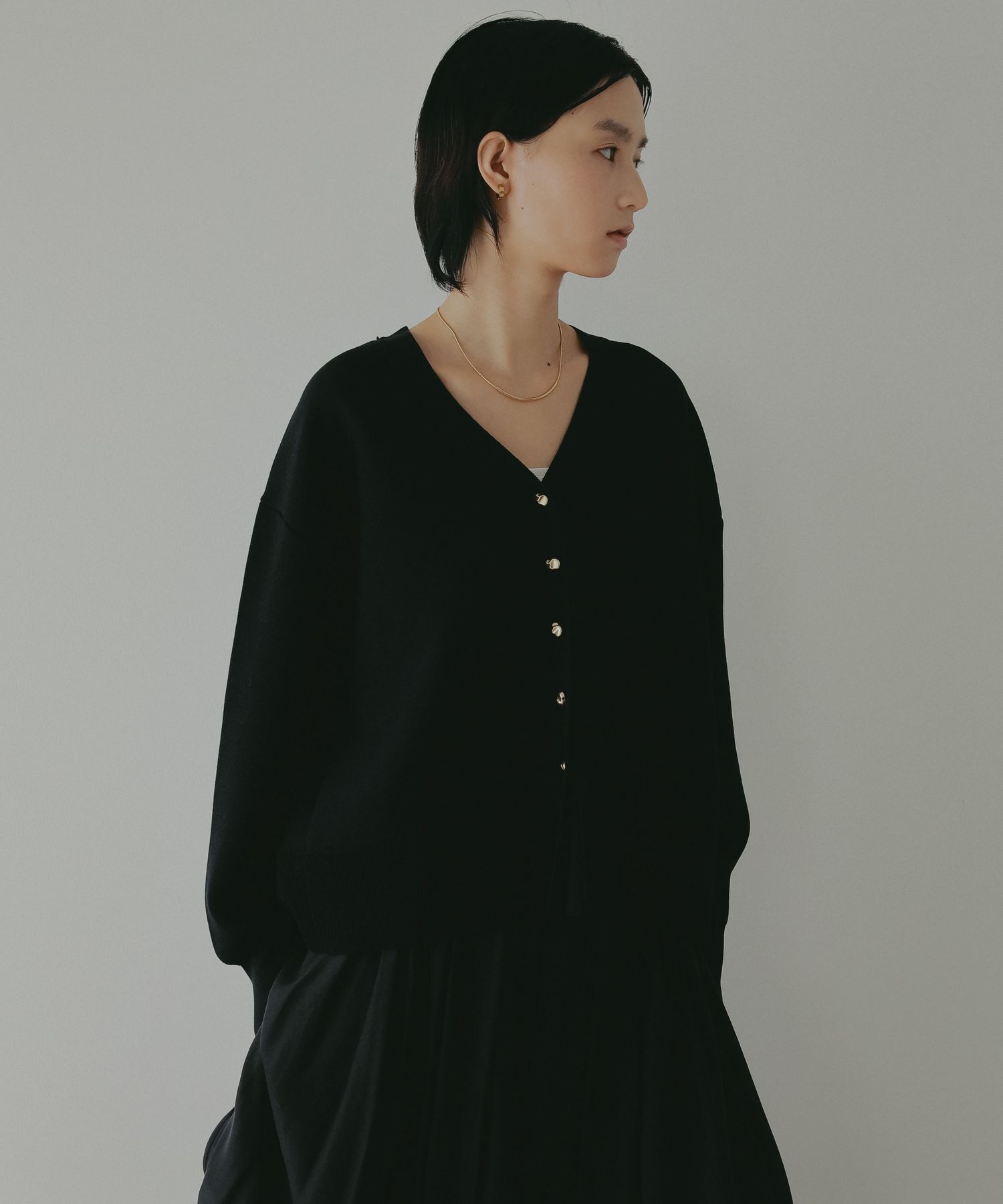 A part by 「メタルボタンスポンジVカーディガン」|ニット・セーター|