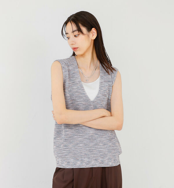 qualite「カスリヤーン畦深Vニット」|ベスト・ジレ|スモークピンク