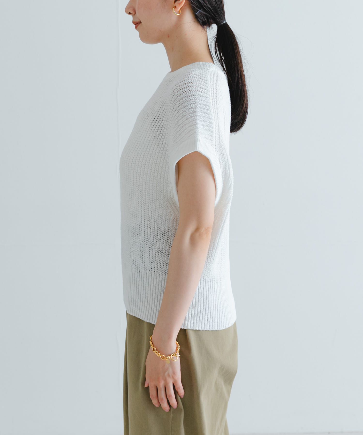 URBAN RESEARCH「ペーパーヤーンフレンチスリーブニット」|ベスト・ジレ|