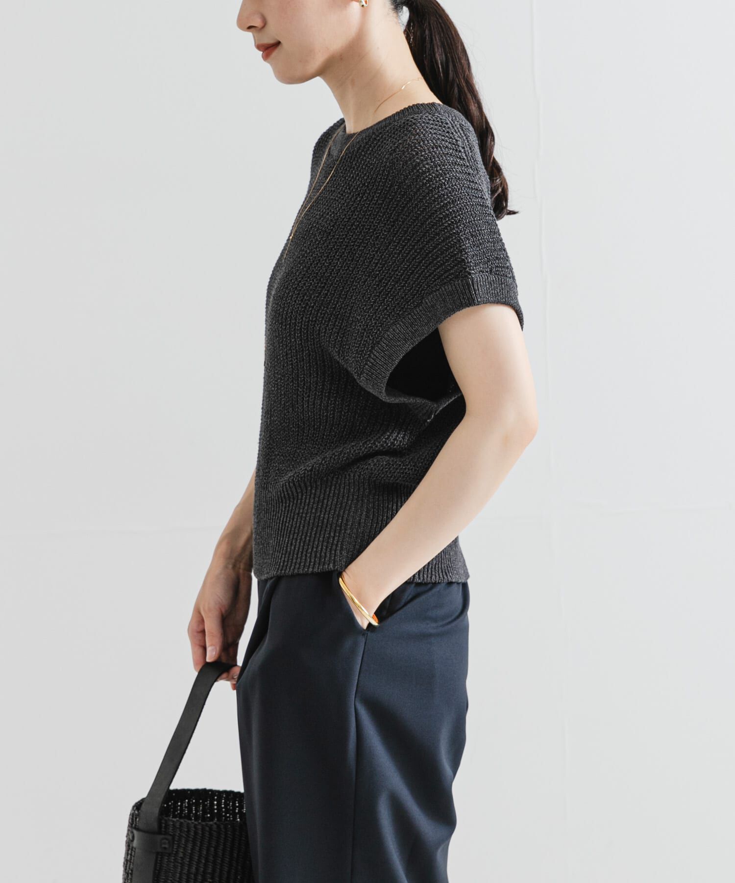 URBAN RESEARCH「ペーパーヤーンフレンチスリーブニット」|ベスト・ジレ|