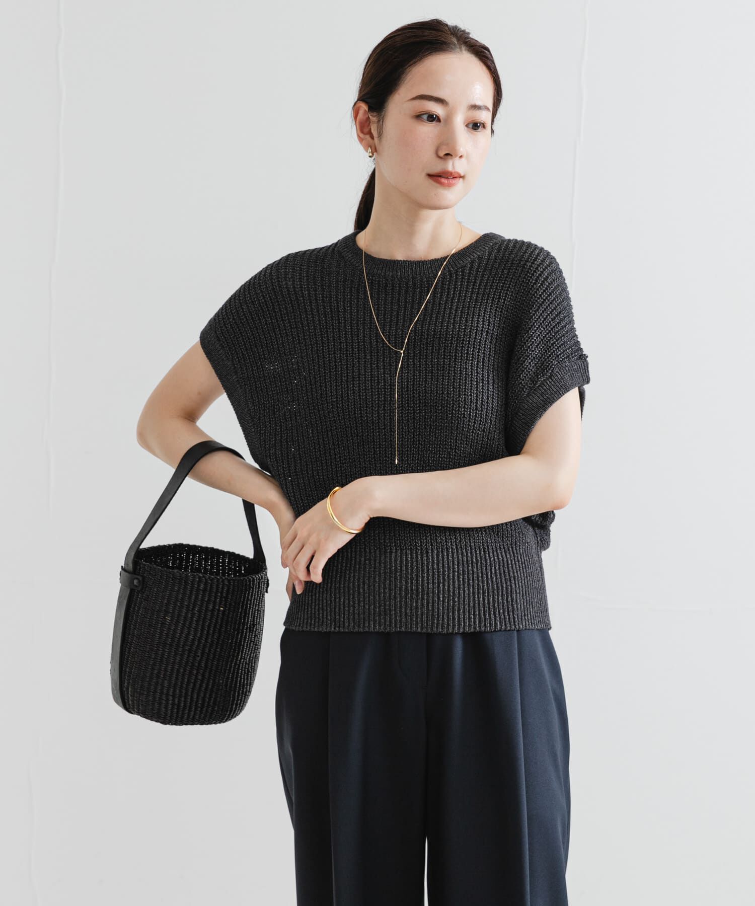 URBAN RESEARCH「ペーパーヤーンフレンチスリーブニット」|ベスト・ジレ|