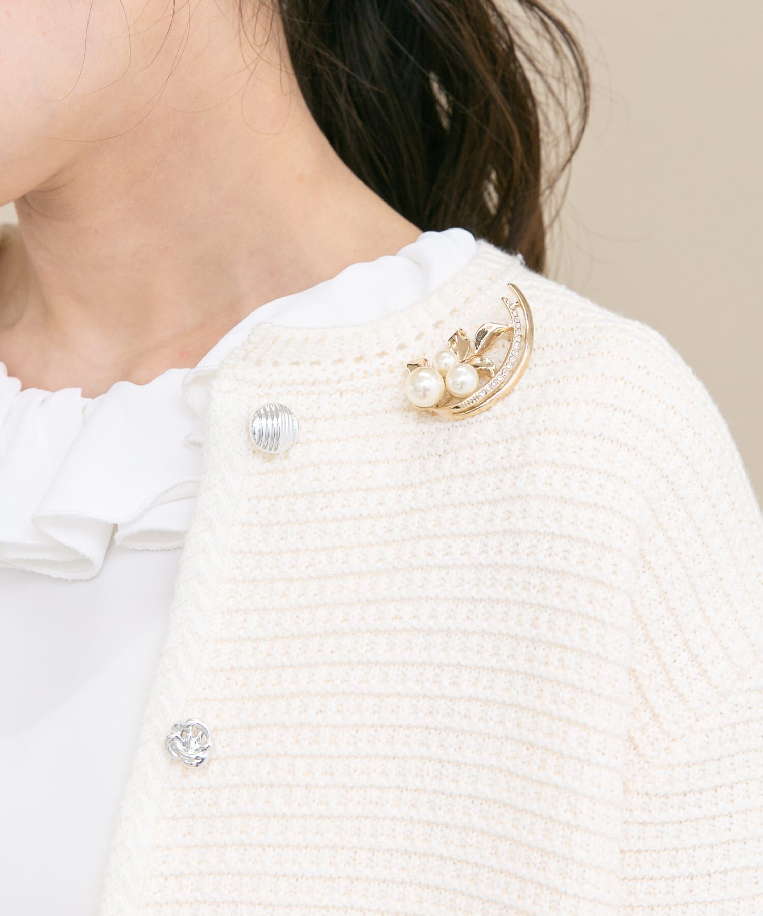 URBAN RESEARCH ROSSO「『WEB限定』パールリーフブローチ」|ブローチ・コサージュ|