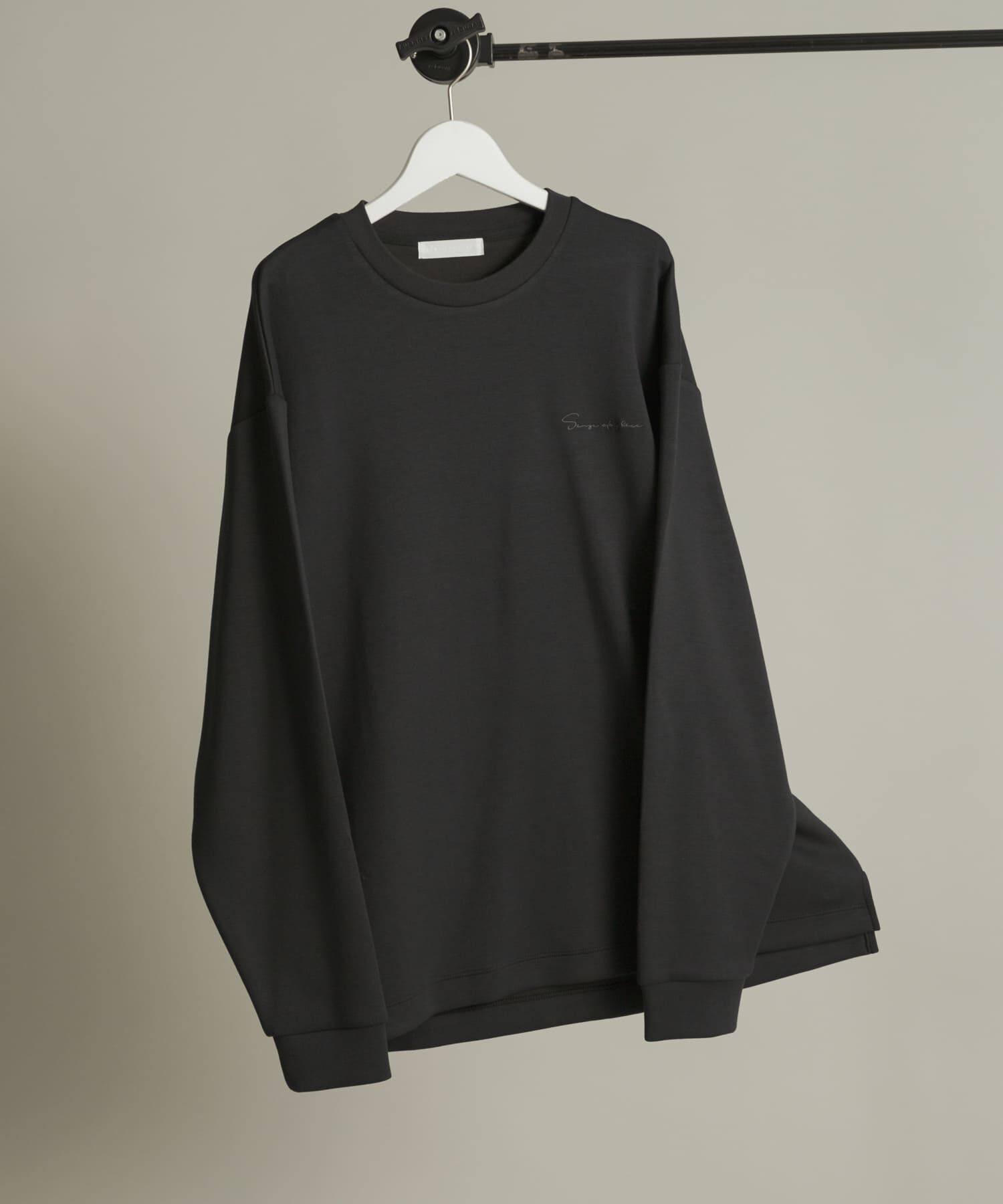 SENSE OF PLACE by URBAN RESEARCH「『一部WEB限定カラー』シシュウダンボールポンチロングTシャツ」|Tシャツ・カットソー|ブラック系その他