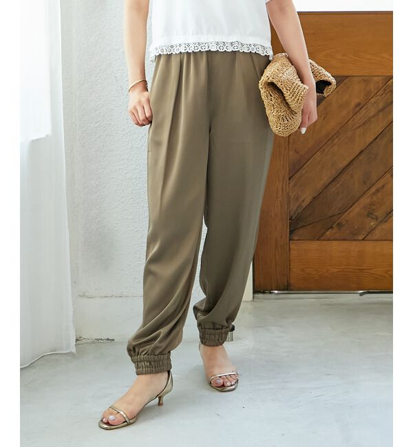  「《なめらかな肌あたり》サテンジョガーパンツ」|その他|カーキブラウン